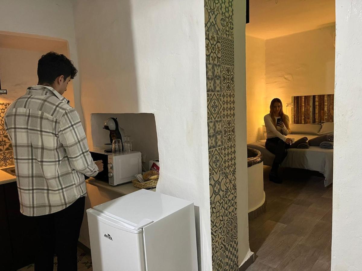 Fortress Jacuzzi Suites Xativa Luaran gambar