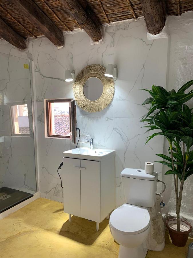 Fortress Jacuzzi Suites Xativa Luaran gambar